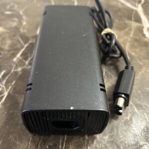 Genuine OEM Microsoft XBOX 360 S AC Power Supply Adapter Brick Only PB-2121-03MX